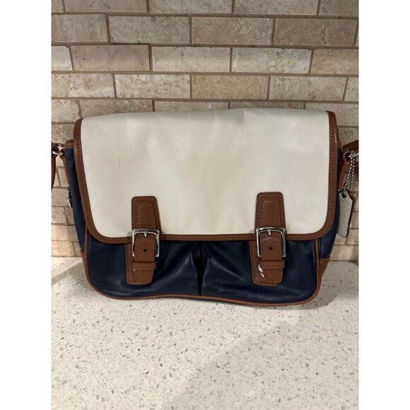 Coach crossbody leather bag, envelope style - Picture 2 of 7